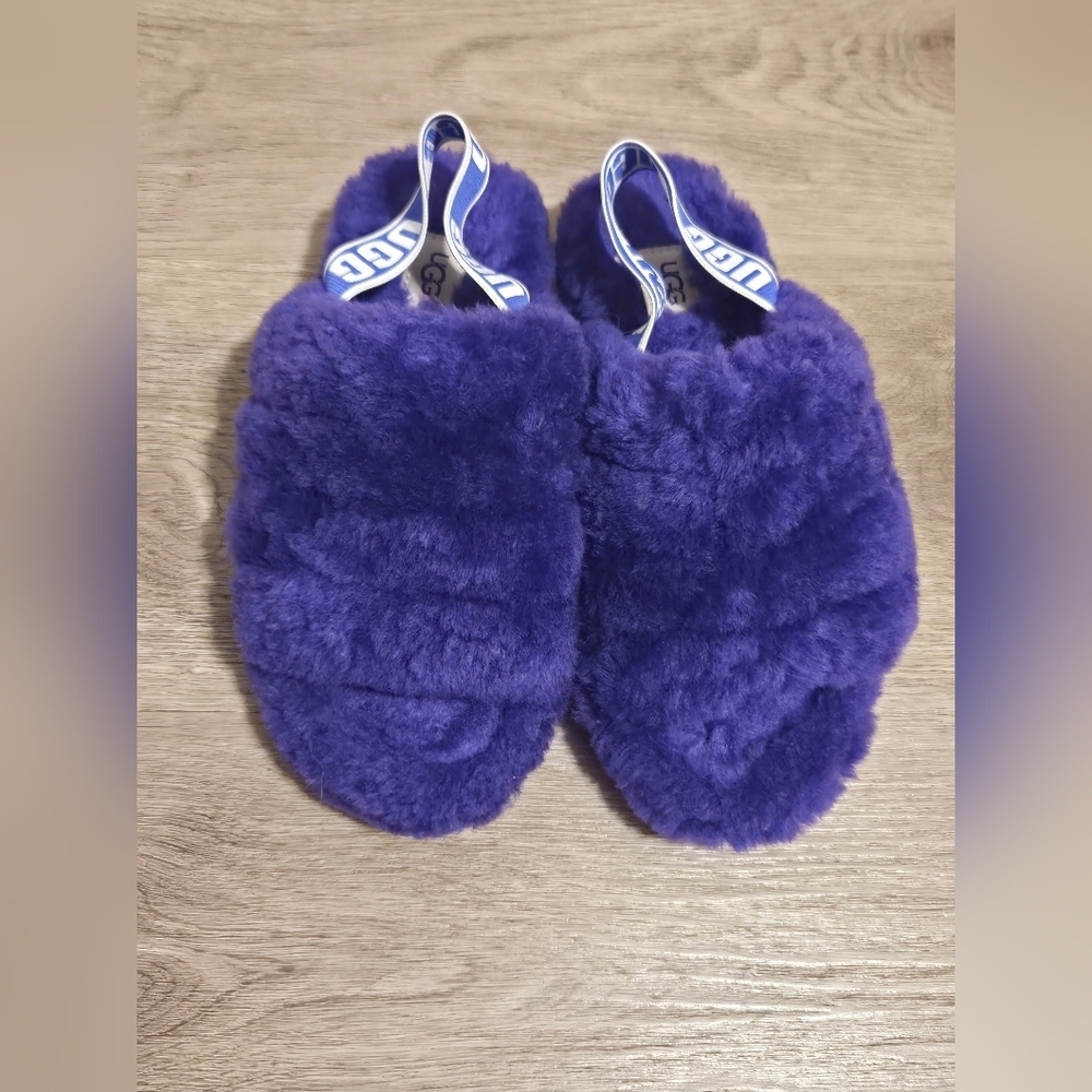 UGG Women Sandals Size 6 Brand New - Picture 2 of 5